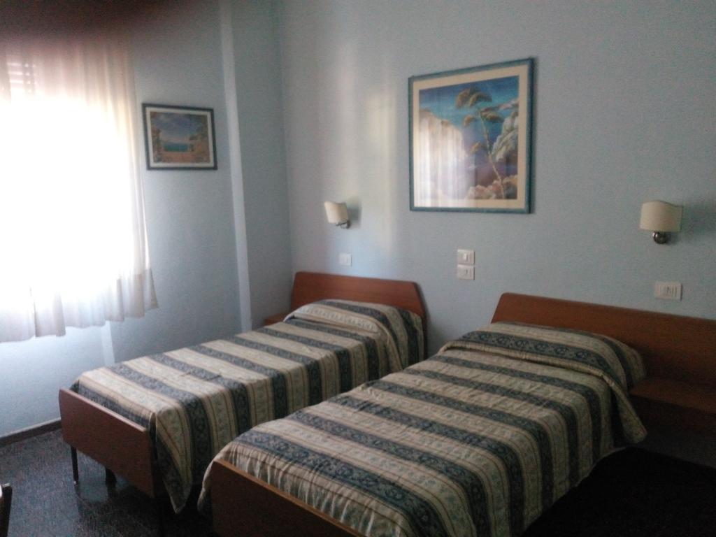 Hotel Lea Γκροσέτο Δωμάτιο φωτογραφία